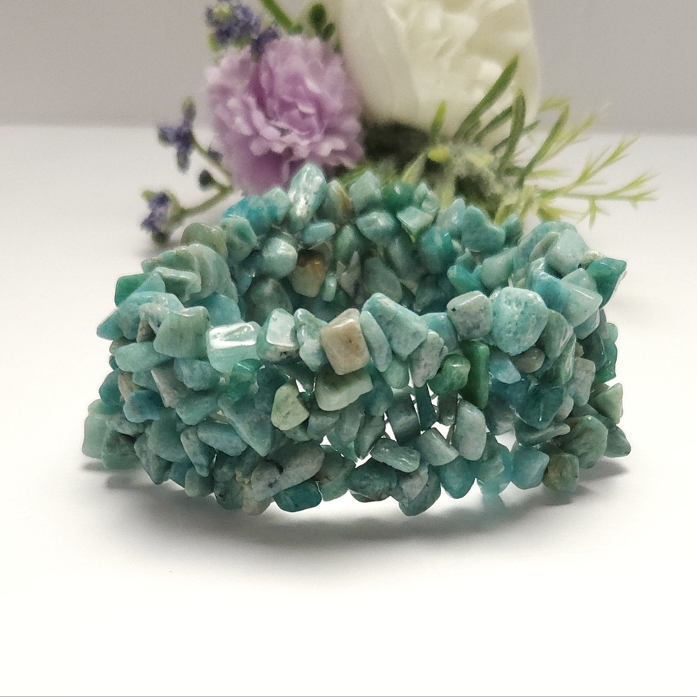 Handmade Amazonite Stone Chip Stretch Bracelet - Picture 1 of 10